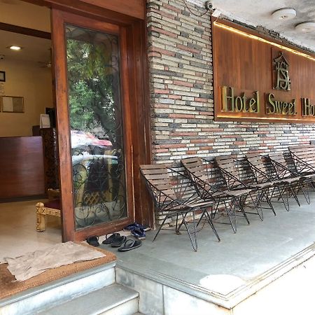 Hotel Sweet Home Bombay Exterior foto